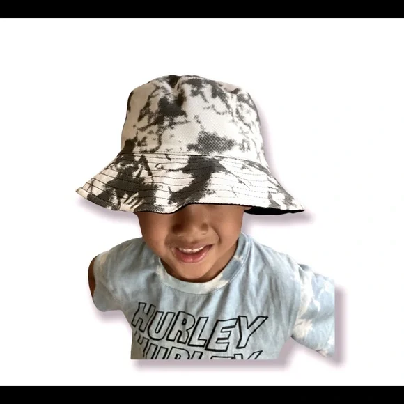 Tye Dye Reversible Bucket Hat BNWOT OSFM Unisex - Picture 3 of 5